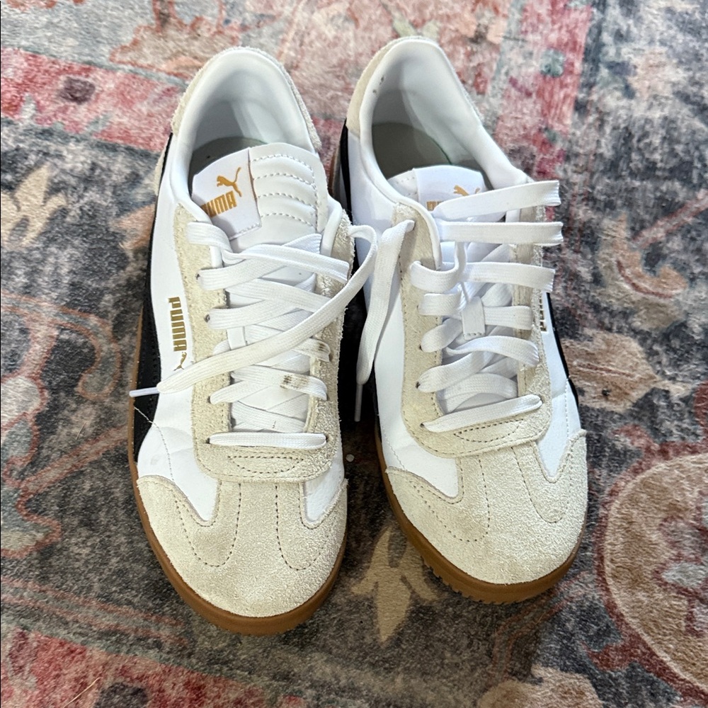 Puma White and Tan Sneakers